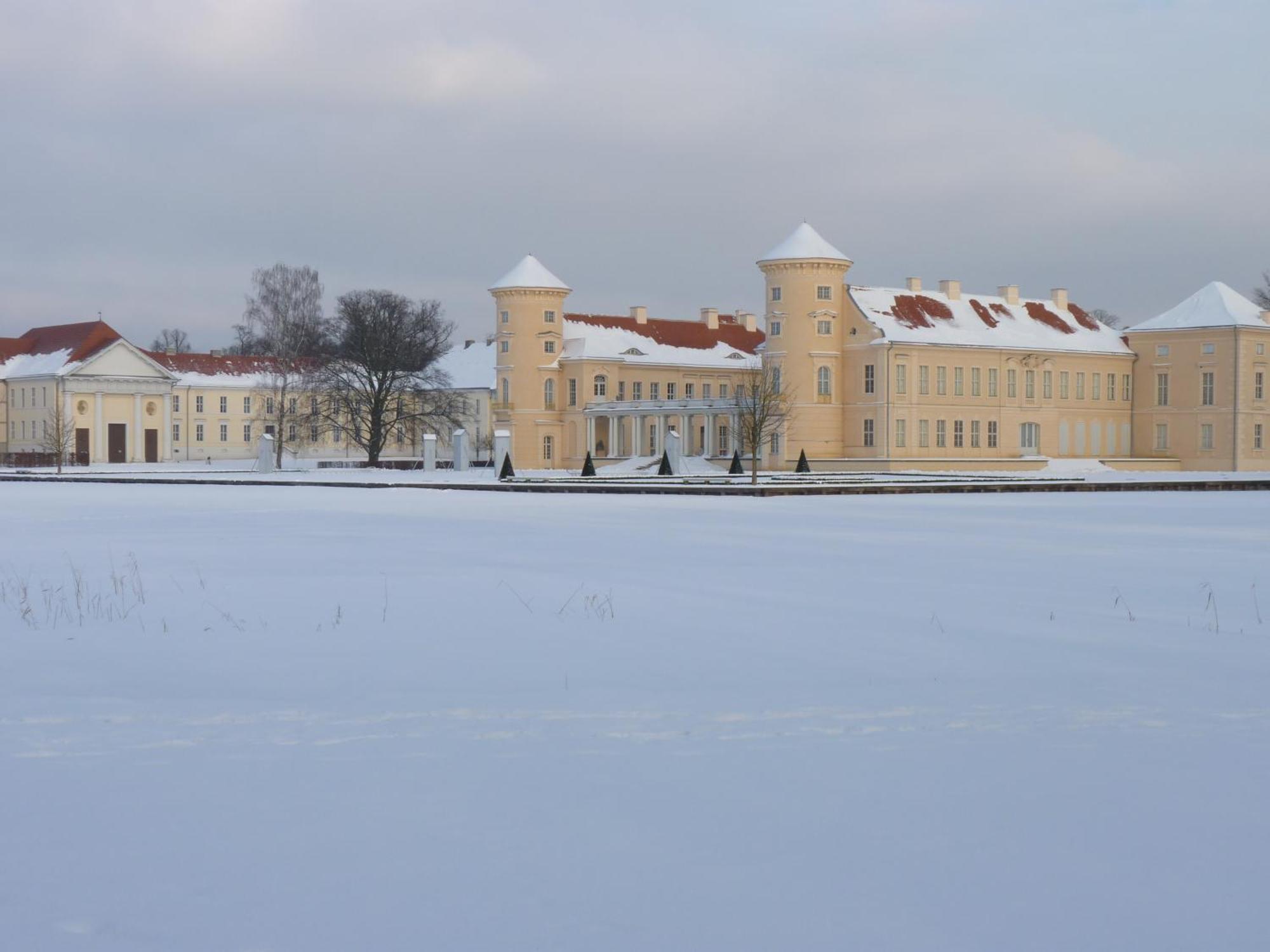 Pension Am Rheinsberger Schlosspark מראה חיצוני תמונה